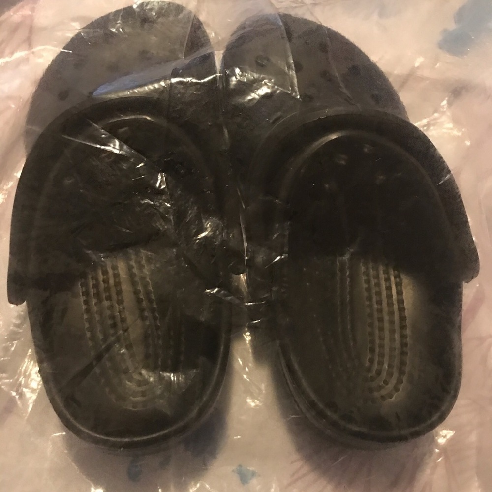Junior crocs size 1